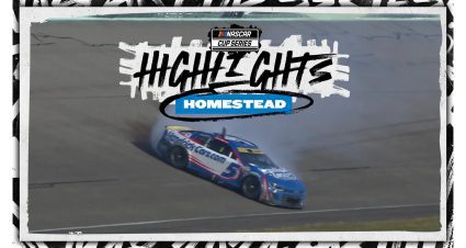 Kyle Larson spins battling Ryan Blaney for the lead late
