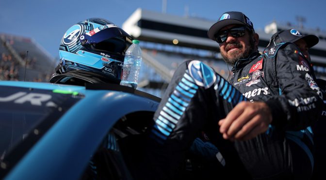 Featured image for Martin Truex Jr. snags Busch Light Pole at Martinsville