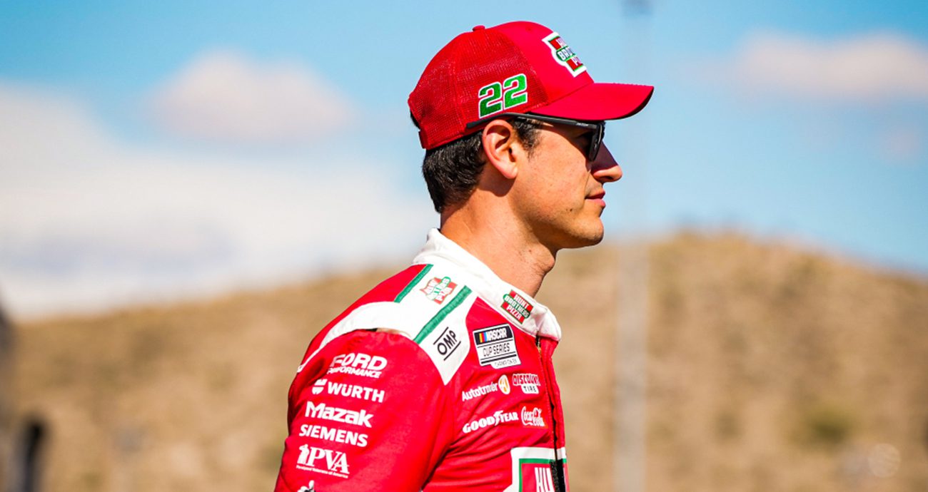 joey logano walks at phoenix