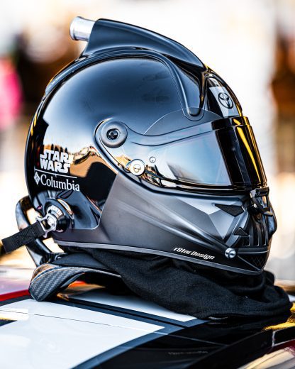 bubba wallace helmet