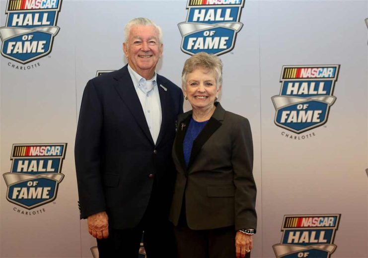 Bobby Allison and his wife pose for photos.