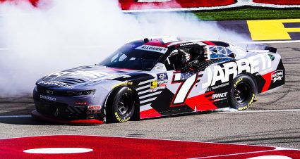 Justin Allgaier prevails in Xfinity Series race at Las Vegas