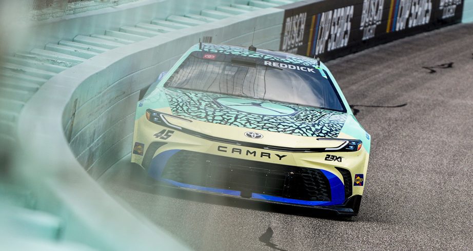 Tyler Reddick saldrá en el puesto 20 con el Toyota n.° 45 del 23XI Racing. <br /><br />Jefe de equipo: Billy Scott</p>