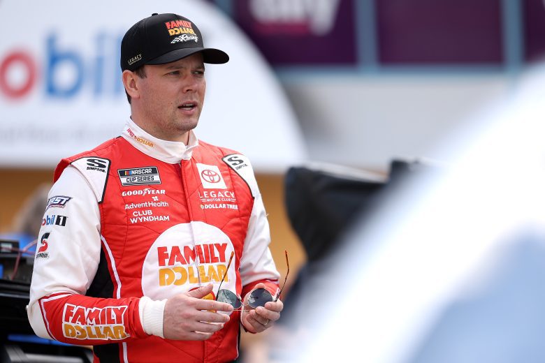 Erik Jones saldrá en el puesto 28 con el Toyota Legacy Motor Club n.° 43. <br /><br />Jefe de equipo: Ben Beshore</p>