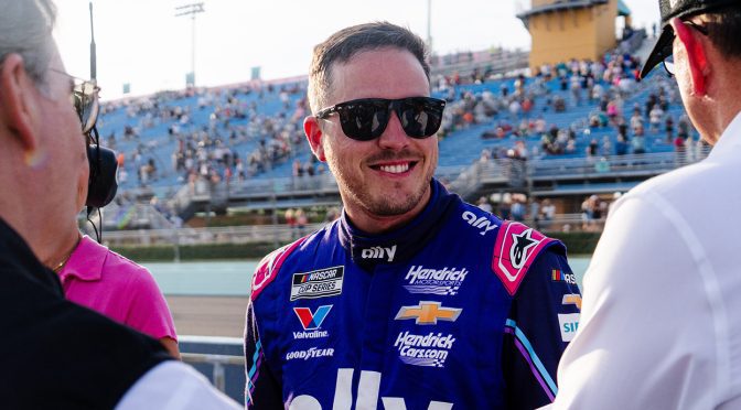 Featured image for Alex Bowman a Homestead runner-up after late dash: ‘I just tried to get too much’