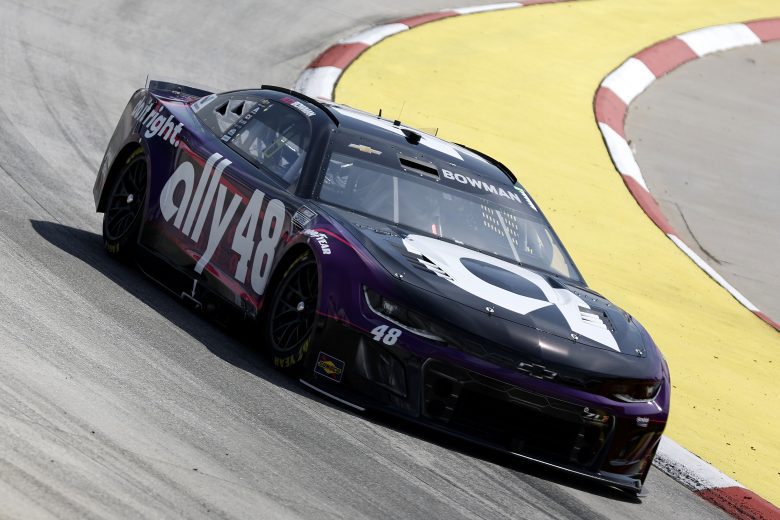 Alex Bowman saldrá tercero en el Chevrolet No. 48 de Hendrick Motorsports. <br /><br />Jefe de equipo: Blake Harris</p>