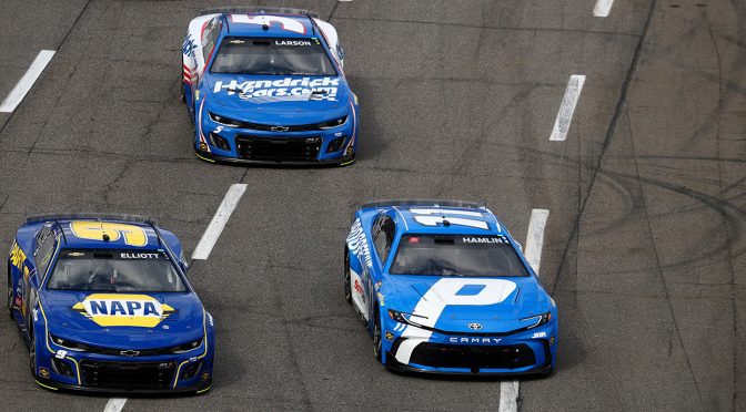 Featured Image for Hendrick Motorsports unable to find the control it needed to win at Martinsville