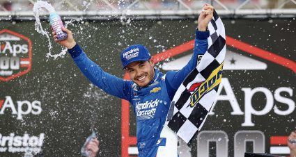 Kyle Larson scores dominant Xfinity Series win at Bristol
