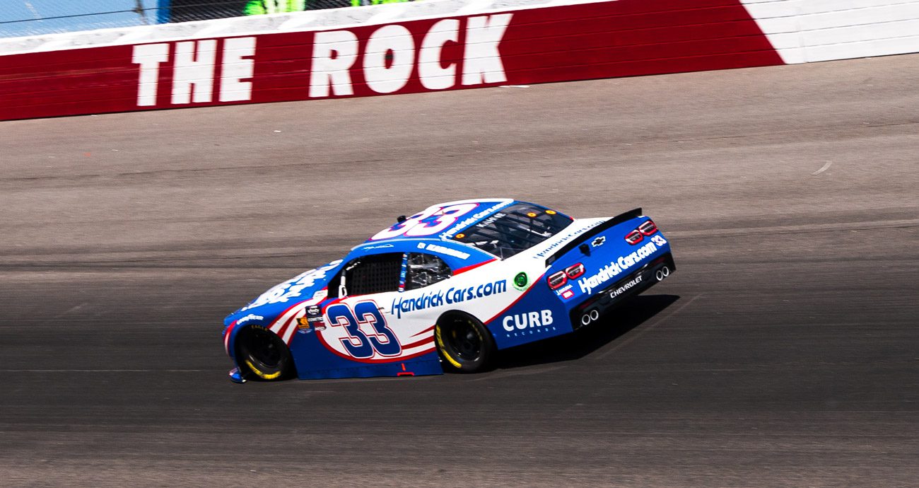 Kasey Kahne races at Rockingham.
