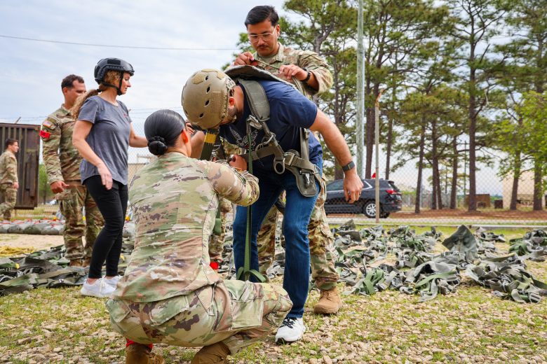 Daniel Suárez's Mission 600 trip at Fort Bragg.