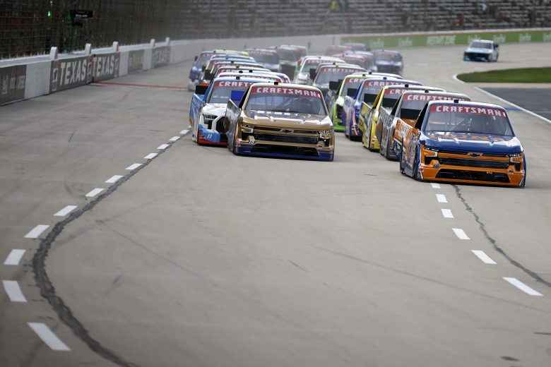 Tyler Ankrum leads the field at Texas.