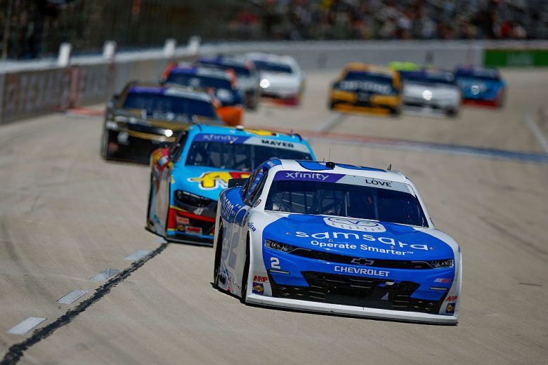Jesse Love drives at Texas.