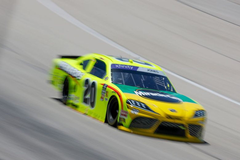 Brandon Jones drives at Texas.