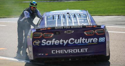Five Cup Series teams snagged by tire issues in Kansas practice; Ty Gibbs tops leaderboard