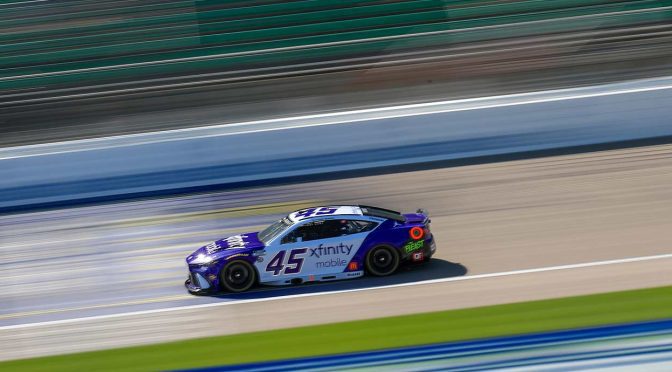 Two Cup Series car chiefs ejected after inspection issues at Kansas