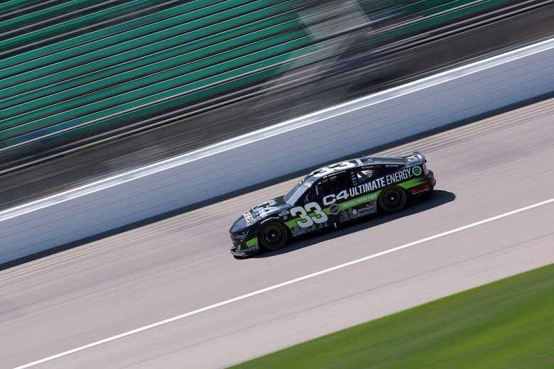Jesse Love drives at Kansas.