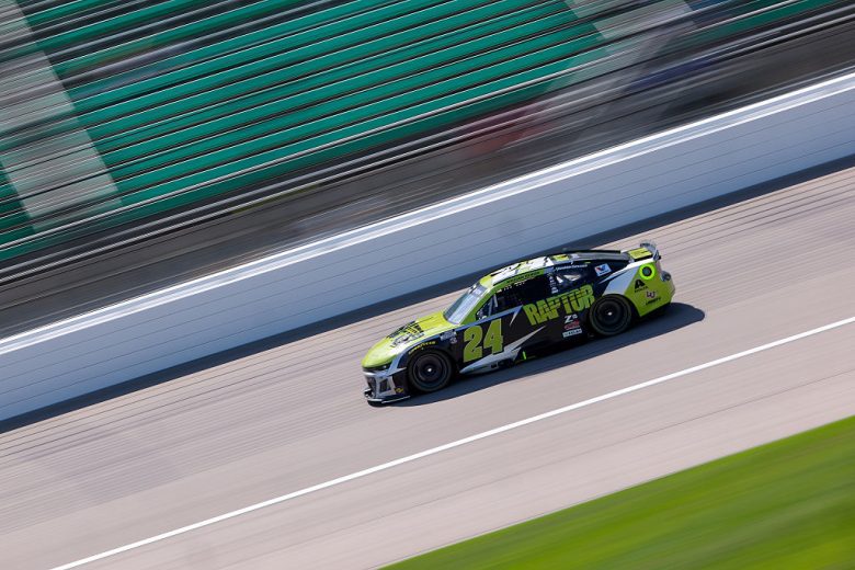 William Byron drives at Kansas.