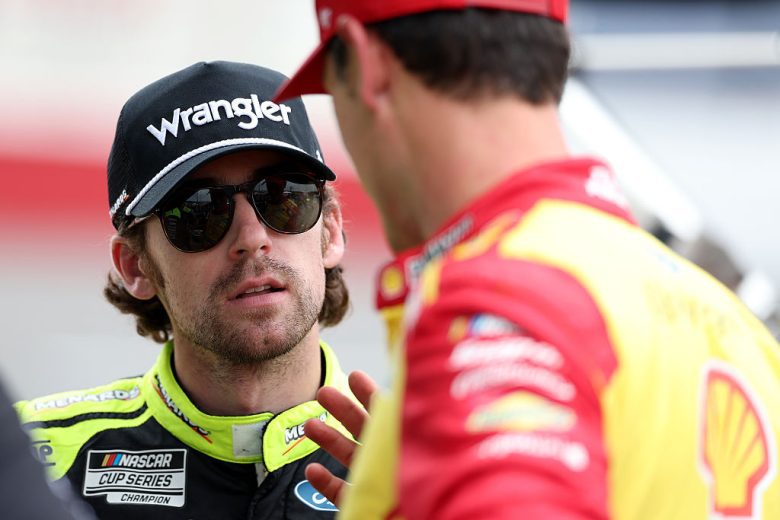 Ryan Blaney and Joey Logano chat at North Wilkesboro.