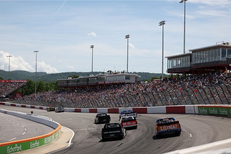 A general view of racing at North Wilkesboro.