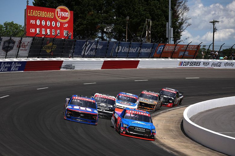 A general view of racing at North Wilkesboro.