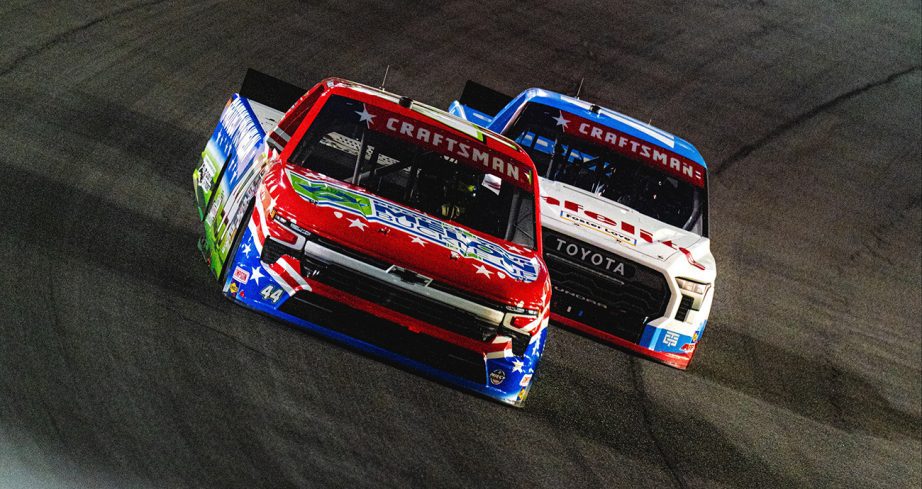 Ross Chastain battles Corey Heim.