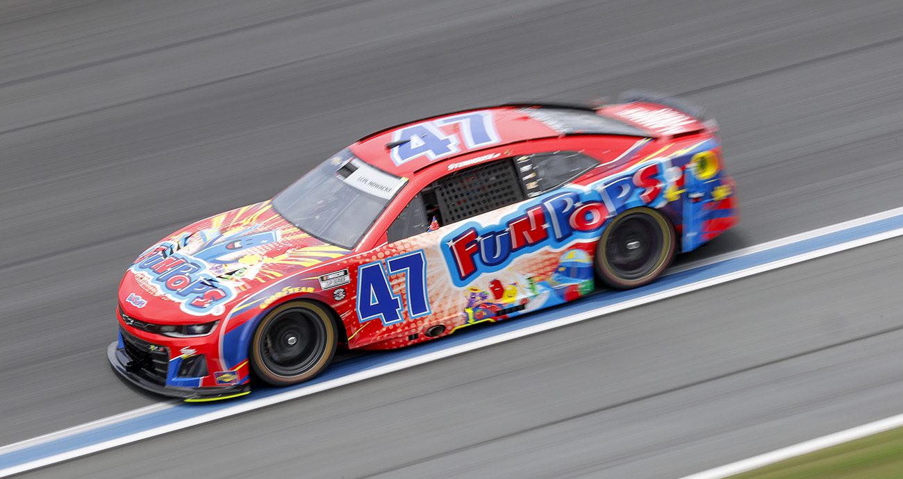 stenhouse drives at charlotte