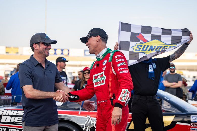Kevin and Keelan Harvick race Late Models together for the first time ...