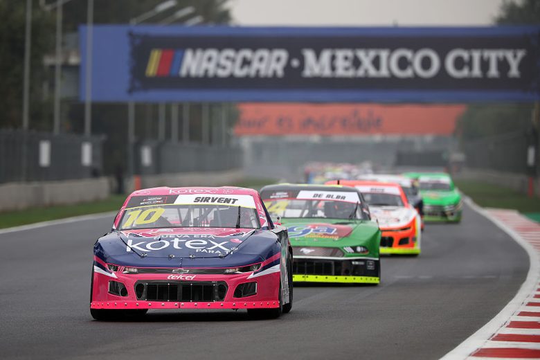 A general view of Mexico Series practice.