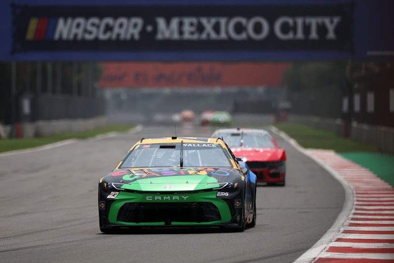 Bubba Wallace drives in Mexico City.