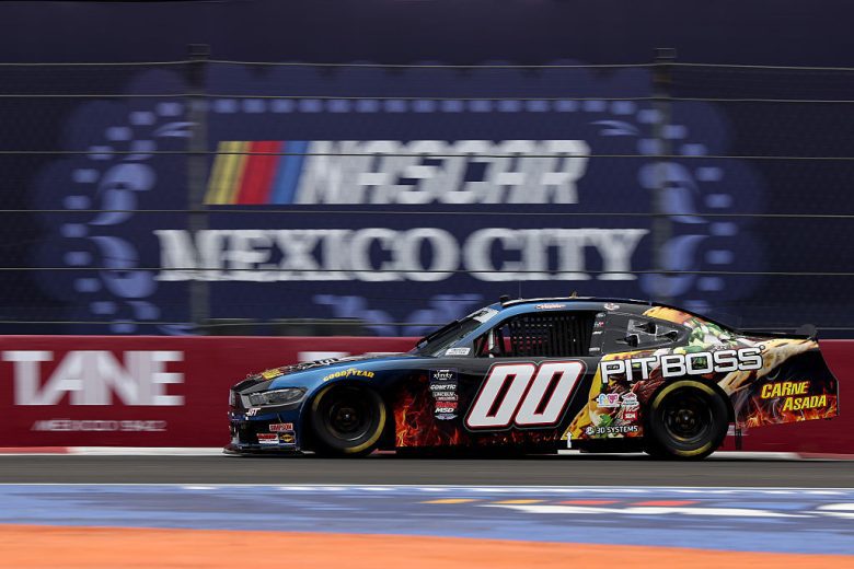 Sheldon Creed drives in Mexico City.