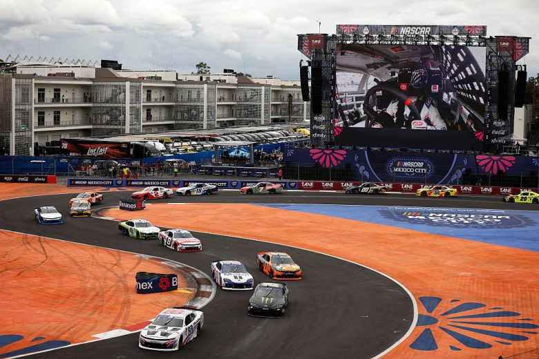 A general view of racing in Mexico City.
