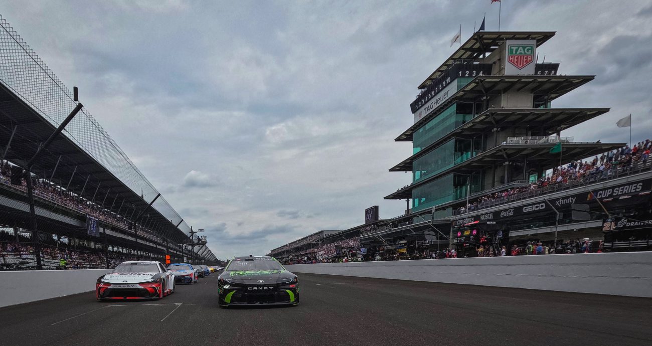 Tyler Reddick and Denny Hamlin line up on the front row at Indy.