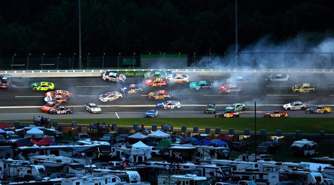 Featured Image for Multicar wreck brings out red flag early in Stage 2 at EchoPark Speedway