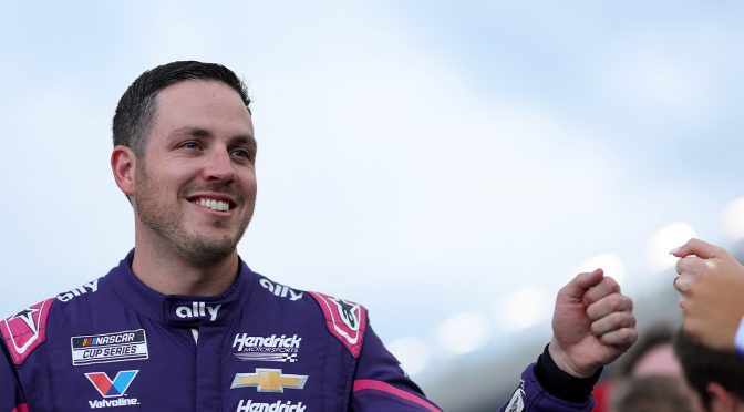 Featured Image for NASCAR Insights: Alex Bowman the teammate everyone wants leaving EchoPark