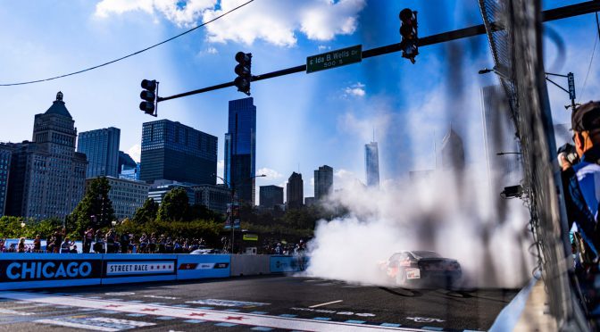 Featured Image for Shane van Gisbergen overcomes late Zilisch surge for Xfinity win in Chicago
