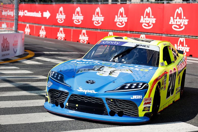 Brandon Jones drives at Chicago.