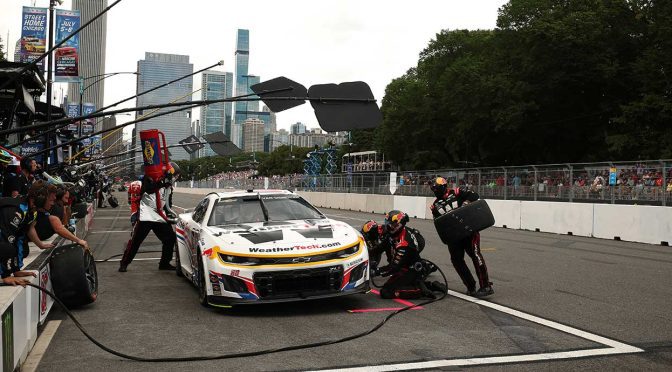 Happy returns: 'Epic' grit from No. 88 crewman helps muscle SVG to Chicago triumph again