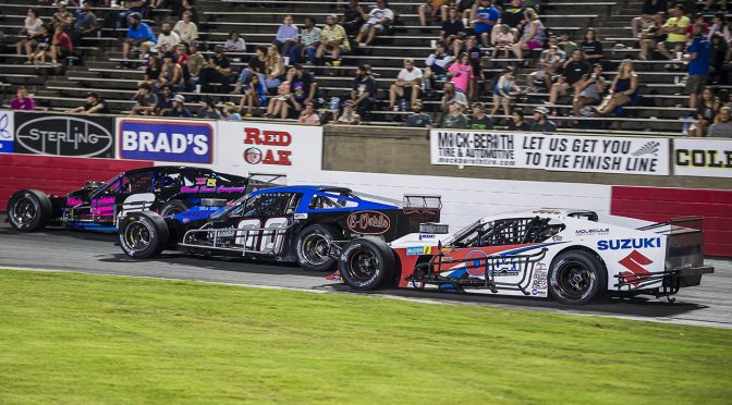 Featured image for Bowman Gray returns to action with $9,000 Fans’ Challenge