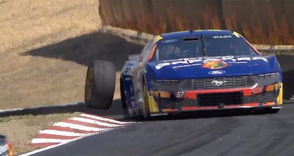 Cody Ware loses right-rear tire on track with 14 laps to go