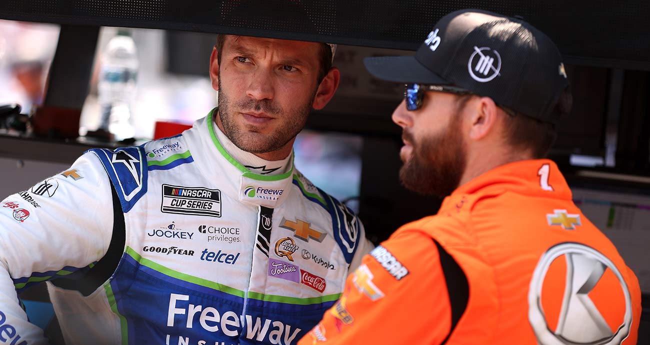 Ross Chastain spins Daniel Suárez in Trackhouse teammate tangle at Sonoma