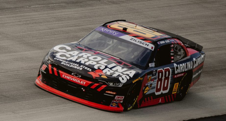 Connor Zilisch drives at Dover.