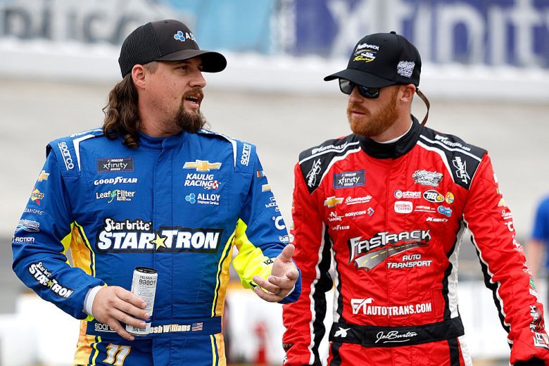 Josh Williams and Jeb Burton chat at Dover.