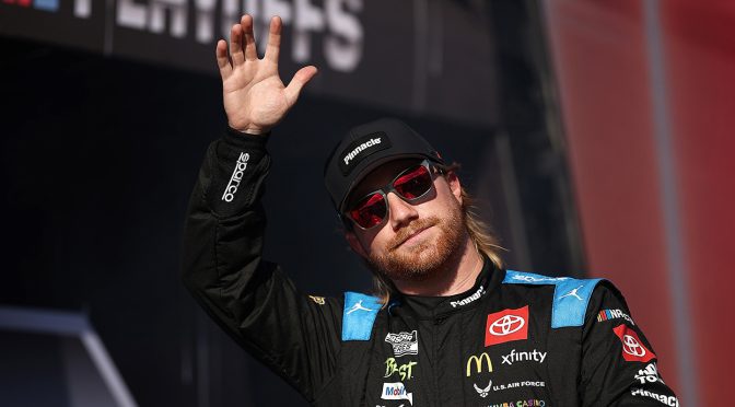 Featured Image for Tyler Reddick’s last-gasp effort leaves him just short of Southern 500 win
