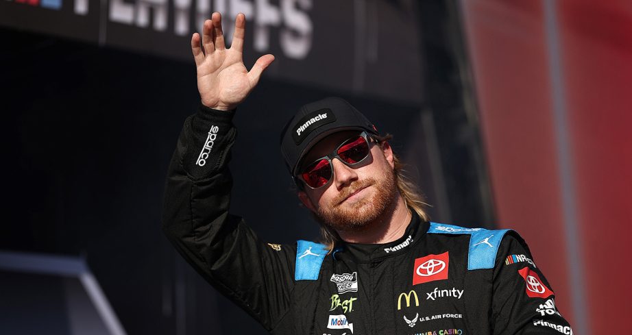 tyler reddick at darlington