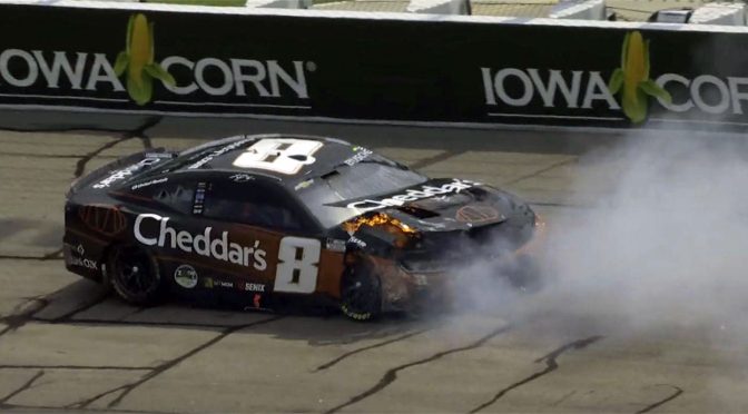 Featured Image for Violent crash in practice sends Kyle Busch to back of field