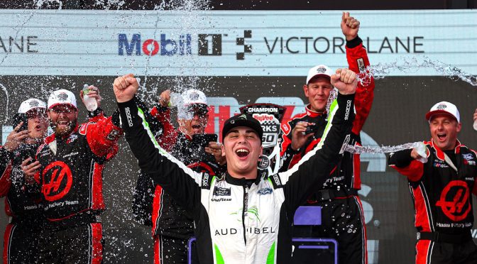Sam Mayer charges to first Xfinity win of 2025 at Iowa