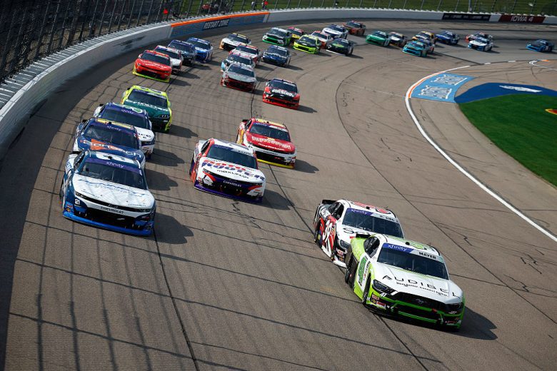 Sam Mayer and others race at Iowa.