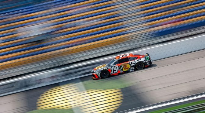 Featured Image for Another one! Briscoe captures Busch Light Pole with strong Iowa showing