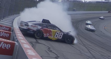 SVG spins from eighth place, suffering heavy damage and shaking up strategy