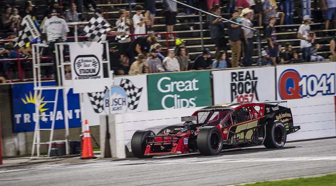 Featured Image for Danny Bohn ends drought, Amber Lynn makes triumphant return to Bowman Gray Stadium